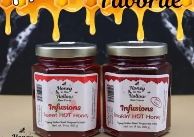 Two spicy🌶  options for your  favorite entree or side dish: 🍕 Sweet HOT offers you the delicious heat and sweetness of honey, wh…